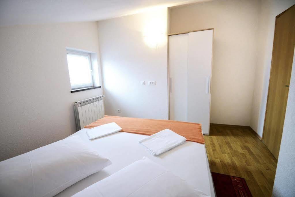 Rajic Appartement *